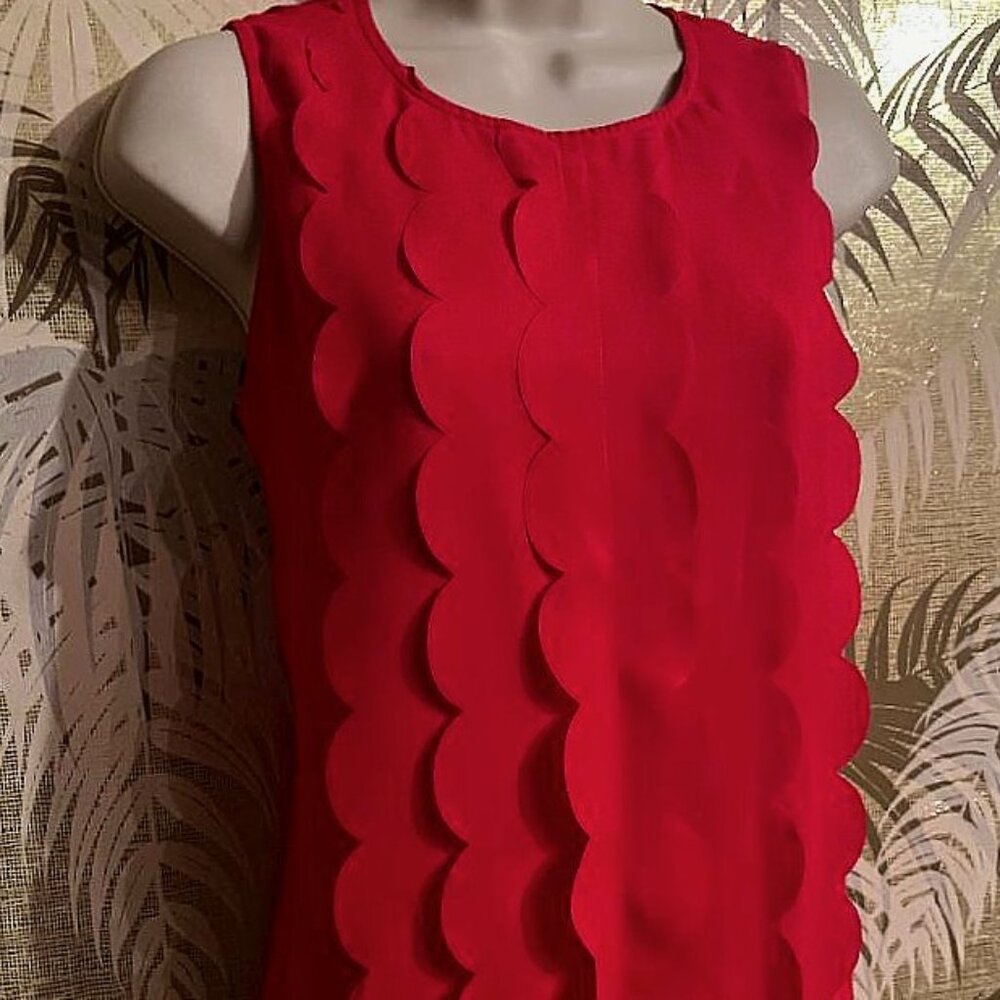 Banana Republic Red Petal Front Sleeveless Blouse ~ Sz xs
